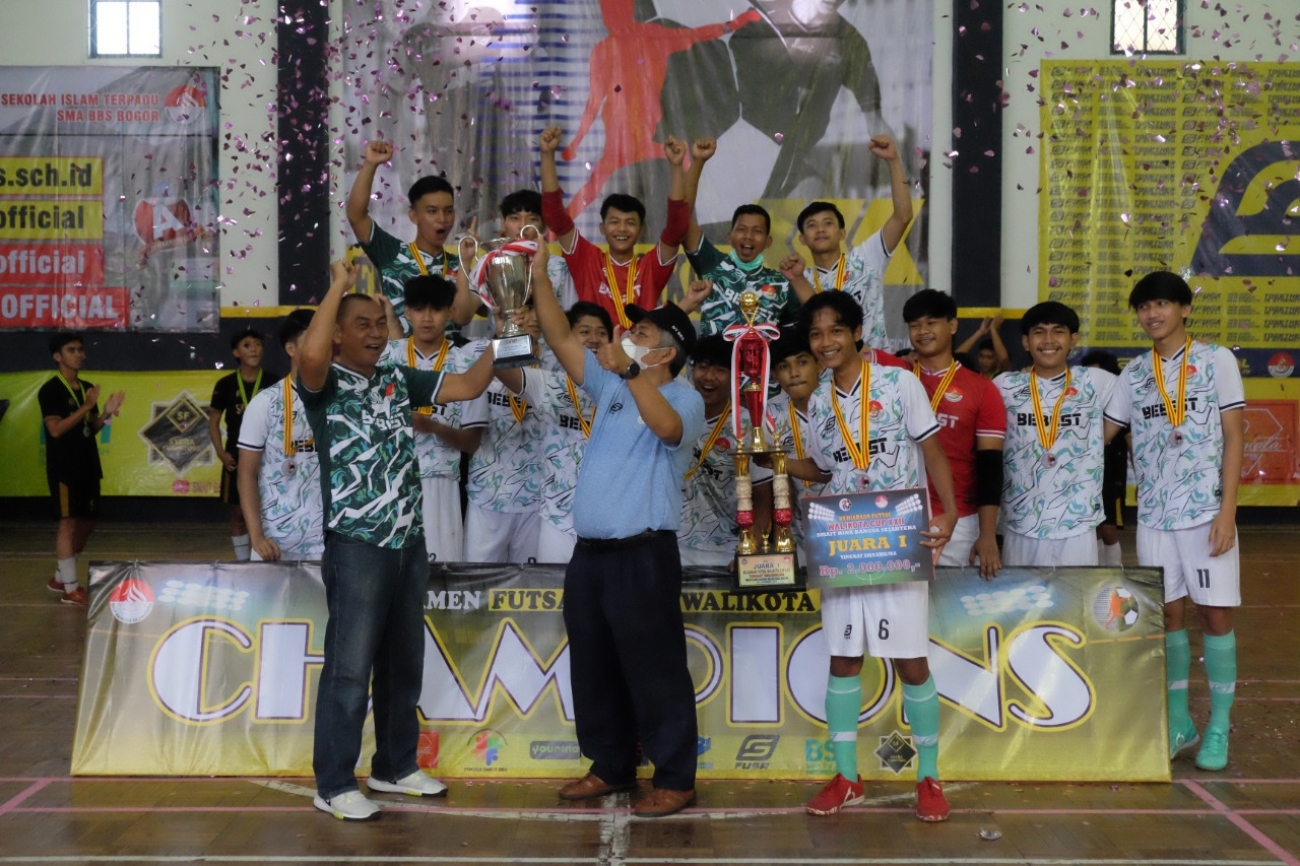 SMAIT BBS JUARA FUTSAL WALIKOTA CUP!!